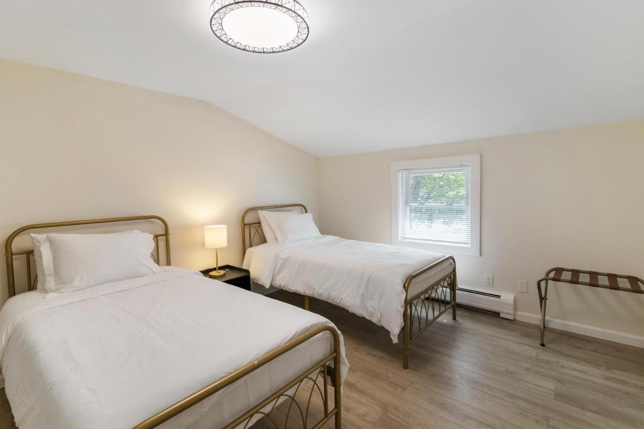 Fantastic Retreat 5Min From Village With Media Room, Ac And Sauna! สโตว์ ภายนอก รูปภาพ